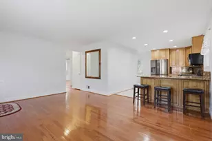13105 Hallet Ct, Rockville, MD 20853 - Photo 8