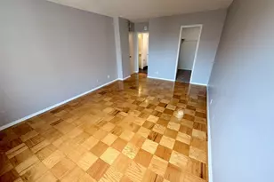 4515 Willard Ave, Chevy Chase, MD 20815 - Photo 10
