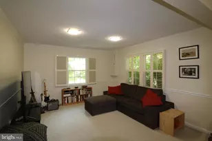 6703 Rannoch Rd, Bethesda, MD 20817 - Photo 36