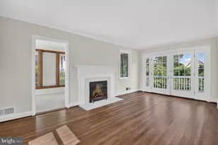 7823 Marion Ln, Bethesda, MD 20814 - Photo 4