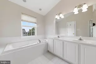 152 Mill Green Ave, Gaithersburg, MD 20878 - Photo 32