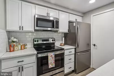 9705 Hellingly Place #62, Gaithersburg, MD 20886 - Photo 8
