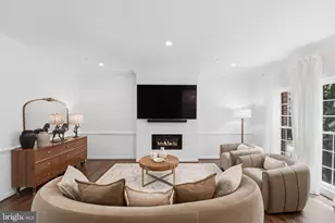 210 Painted Post Ln, Gaithersburg, MD 20878 - Photo 4