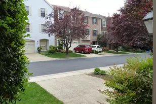 703 Twin Holly Ln, Silver Spring, MD 20910 - Photo 24