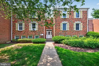854 Quince Orchard Boulevard #202, Gaithersburg, MD 20878 - Photo 1