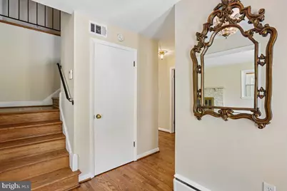 14811 Springfield Road, Germantown, MD 20874 - Photo 8