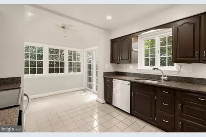 5806 Wilson Lane, Bethesda, MD 20817 - Photo 10