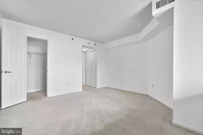 10101 Grosvenor Place #2013, Rockville, MD 20852 - Photo 20