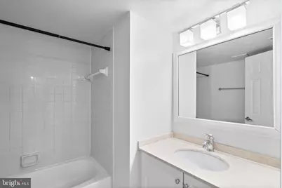 10101 Grosvenor Place #2013, Rockville, MD 20852 - Photo 22