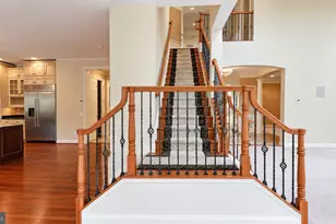 12600 Hill Creek Ln, Potomac, MD 20854 - Photo 26