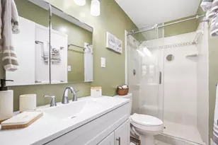 13410 Dowlais Dr, Rockville, MD 20853 - Photo 14