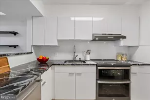 5821 Inman Park Cir, Rockville, MD 20852 - Photo 8