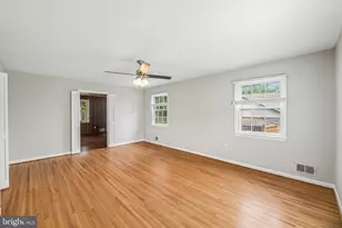 8839 Tuckerman Ln, Rockville, MD 20854 - Photo 14