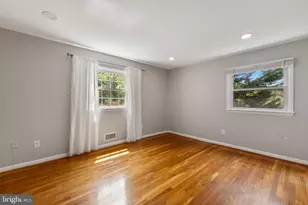 9204 Villa Dr, Bethesda, MD 20817 - Photo 14