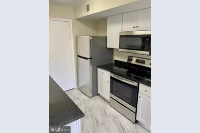 20253 Shipley Terrace #302, Germantown, MD 20874 - Photo 2