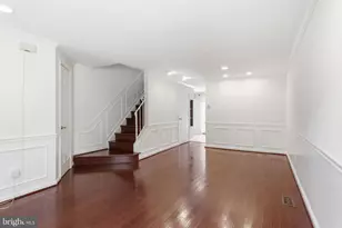 9504 Dunbrook Ct, Gaithersburg, MD 20886 - Photo 4