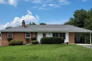 9 Stoneyhurst Ct, Olney, MD 20832 - Photo 2