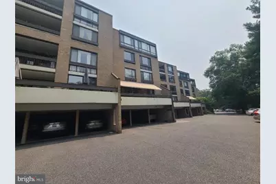 4936 Sentinel Drive #5-401, Bethesda, MD 20816 - Photo 2