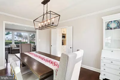 7832 Fulbright Court, Bethesda, MD 20817 - Photo 6