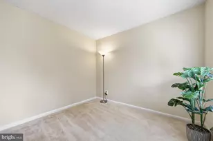 15301 Beaverbrook Ct, Silver Spring, MD 20906 - Photo 20