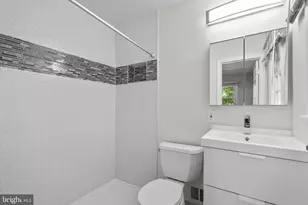 11919 Tildenwood Dr, Rockville, MD 20852 - Photo 36