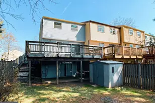 18008 Wagonwheel Ct, Olney, MD 20832 - Photo 2