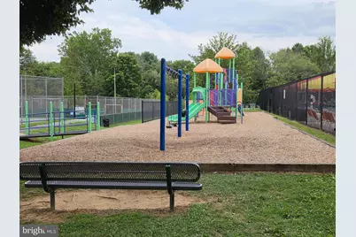 19715 Greenside Terrace, Gaithersburg, MD 20886 - Photo 14