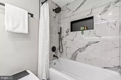 20716 Scottsbury Drive, Germantown, MD 20876 - Photo 18