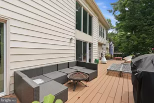 9213 Mistwood Dr, Potomac, MD 20854 - Photo 12