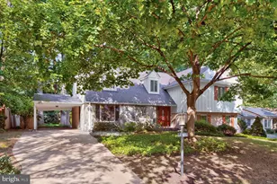 1988 Lancashire Dr, Potomac, MD 20854 - Photo 2