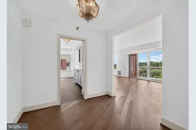 5802 Nicholson #2-706, North Bethesda, MD 20852 - Photo 4
