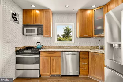 5204 Danbury Road, Bethesda, MD 20814 - Photo 10
