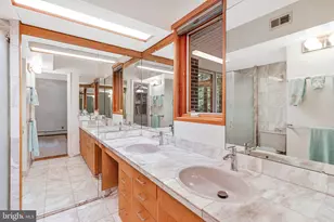 2213 Apple Tree Ln, Silver Spring, MD 20905 - Photo 16