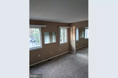 11402 Herefordshire Way, Germantown, MD 20876 - Photo 4