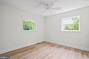 11305 Mapleview Dr, Silver Spring, MD 20902 - Photo 20