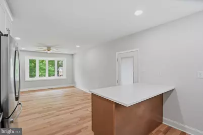 11305 Mapleview Drive, Silver Spring, MD 20902 - Photo 8