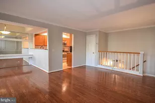 10715 Hampton Mill Terrace, Rockville, MD 20852 - Photo 8