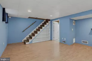 717 Mapleton Rd, Rockville, MD 20850 - Photo 22