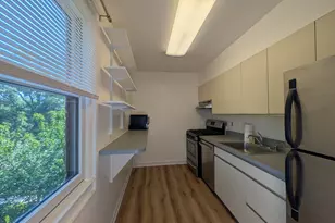 4824 Chevy Chase Dr, Chevy Chase, MD 20815 - Photo 6