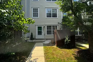 18997 Highstream Dr, Germantown, MD 20874 - Photo 2