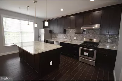 819 Royal Crescent Crescent, Rockville, MD 20850 - Photo 4