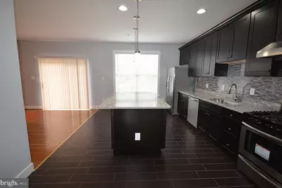 819 Royal Crescent Crescent, Rockville, MD 20850 - Photo 2