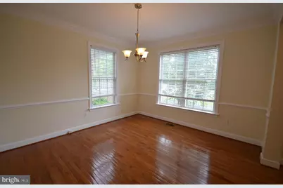 819 Royal Crescent Crescent, Rockville, MD 20850 - Photo 6