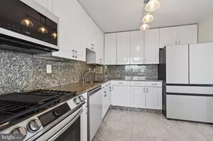 11801 Rockville Pike, Rockville, MD 20852 - Photo 6