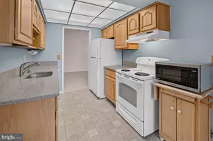 15311 Beaverbrook Ct, Silver Spring, MD 20906 - Photo 2