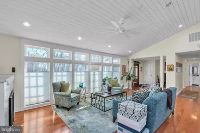 4601 Waverly Avenue, Garrett Park, MD 20896 - Photo 2