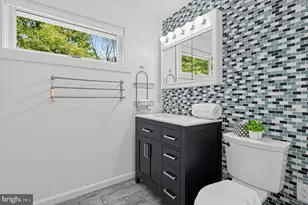 4601 Waverly Ave, Garrett Park, MD 20896 - Photo 16