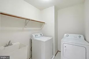 10417 Snow Point Dr, Bethesda, MD 20814 - Photo 14