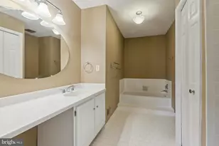 7230 Taveshire Wy, Bethesda, MD 20817 - Photo 14