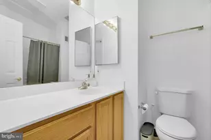 19511 Caravan Dr, Germantown, MD 20874 - Photo 12